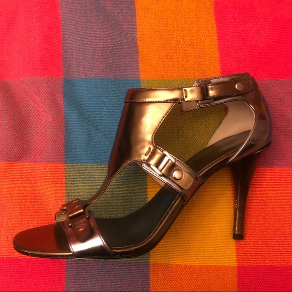Michael Kors Metallic Heels size 8 - Picture 4 of 8